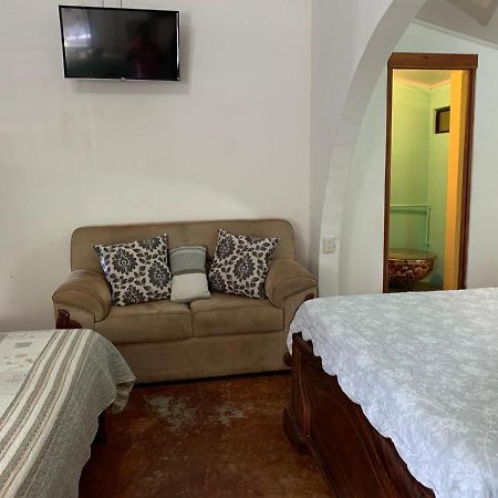 A True B&B Quepos Eksteriør billede